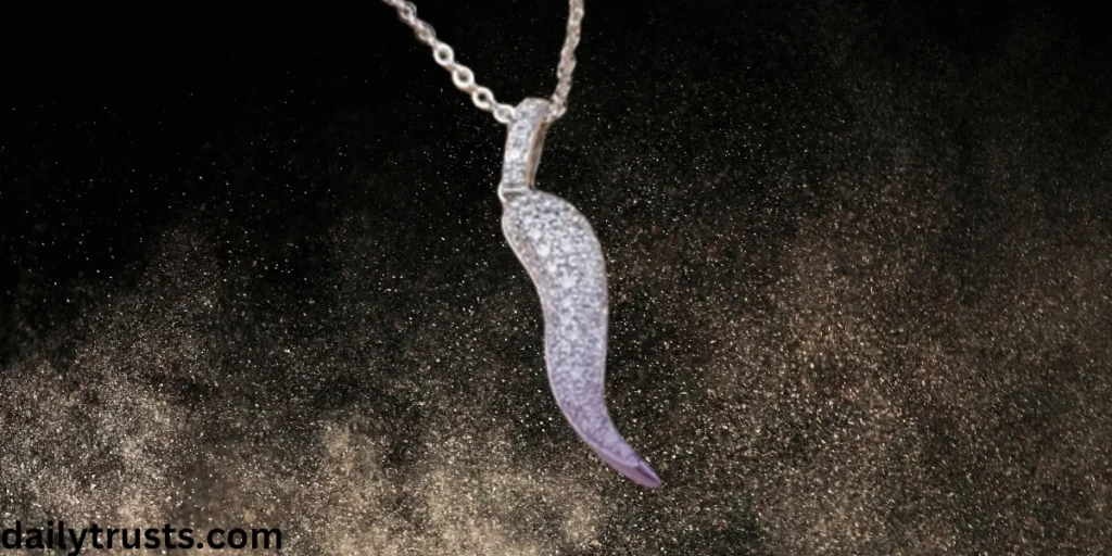 Italian Horn Necklace