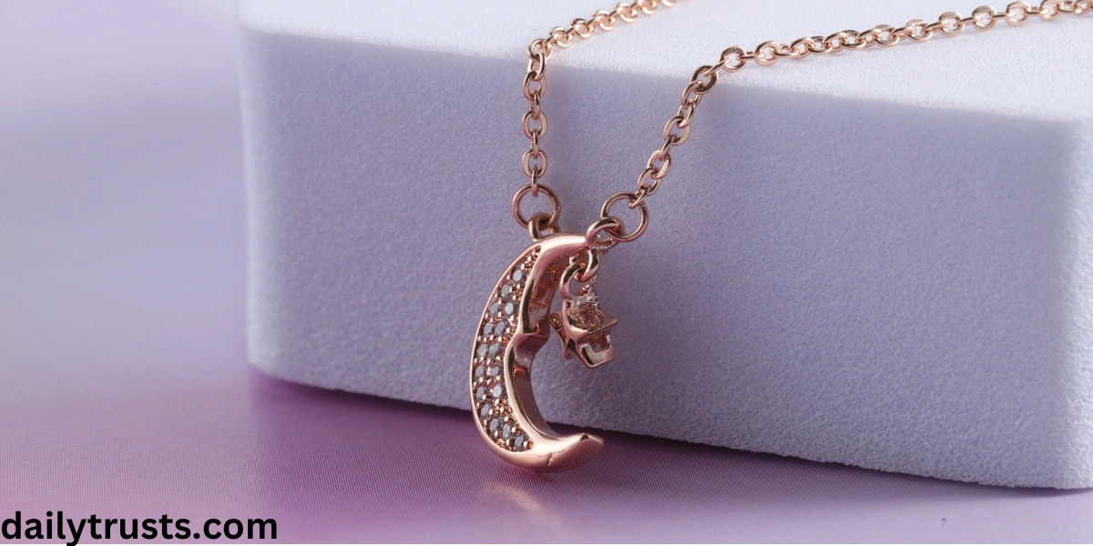Italian Horn Necklace